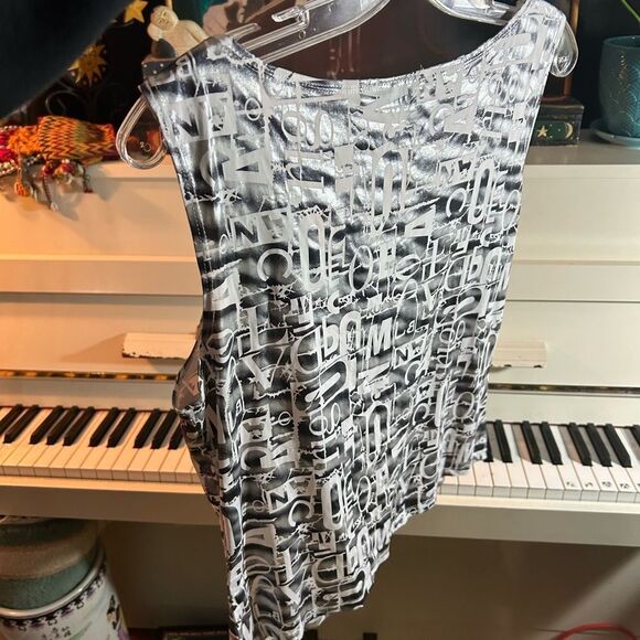 Monochrome Graphic Women's Tank Top XL - Picture 11 of 15